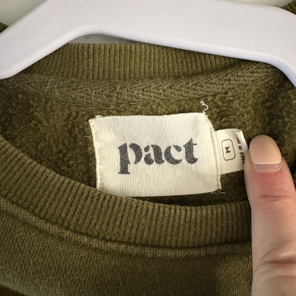 Pact "Indoorsy" Olive Cotton Sweatshirt Size M - Picture 8 of 9